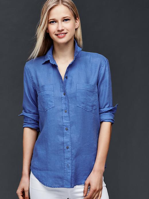 1 of 8 showing, with the color dutch blue of product Linen boyfriend shirt