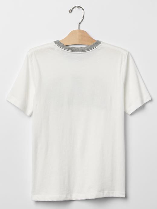 2 of 8 showing, with the color new off white of product Camo logo tee