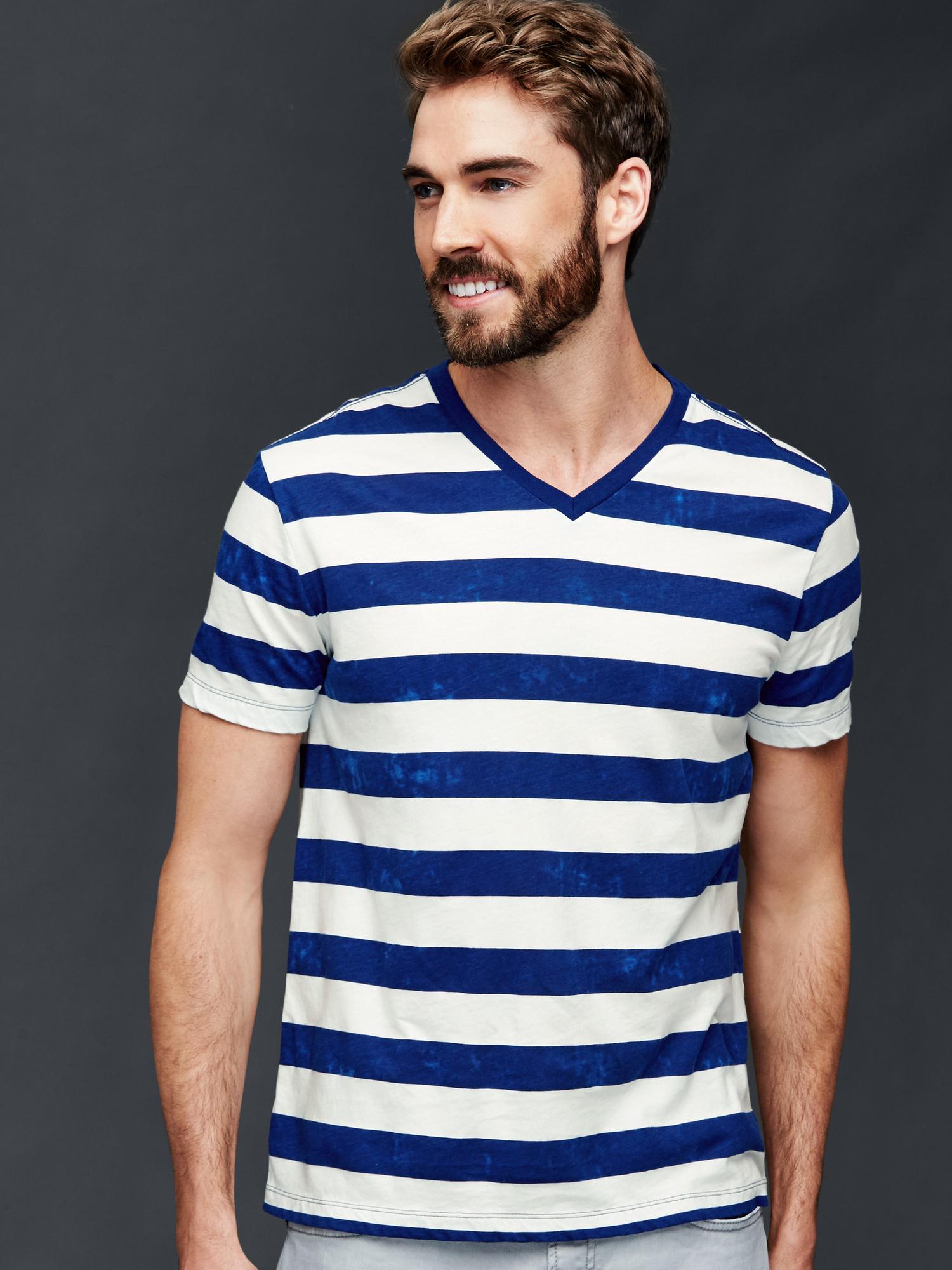 Vintage wash rugby stripe V neck t shirt Gap
