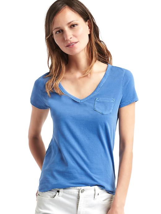 1 of 8 showing, with the color peninsula blue of product Vintage wash V-neck tee