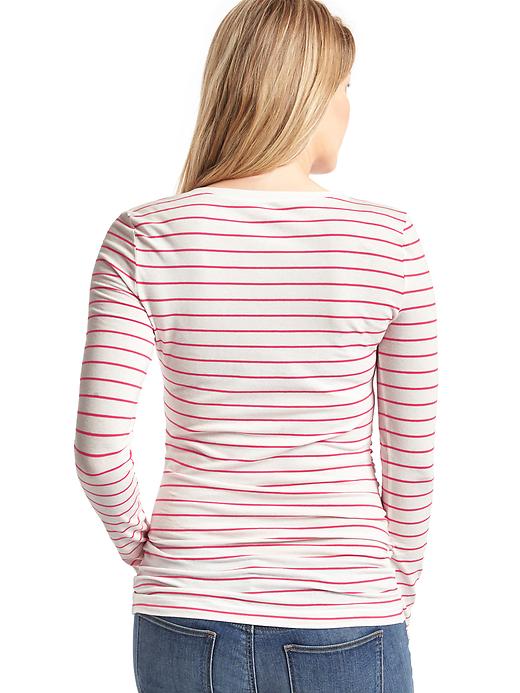 2 of 8 showing, with the color pink stripe of product Pure Body stripe V-neck tee