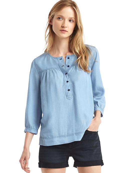 1 of 8 showing, with the color light indigo of product TENCEL™ shirred popover