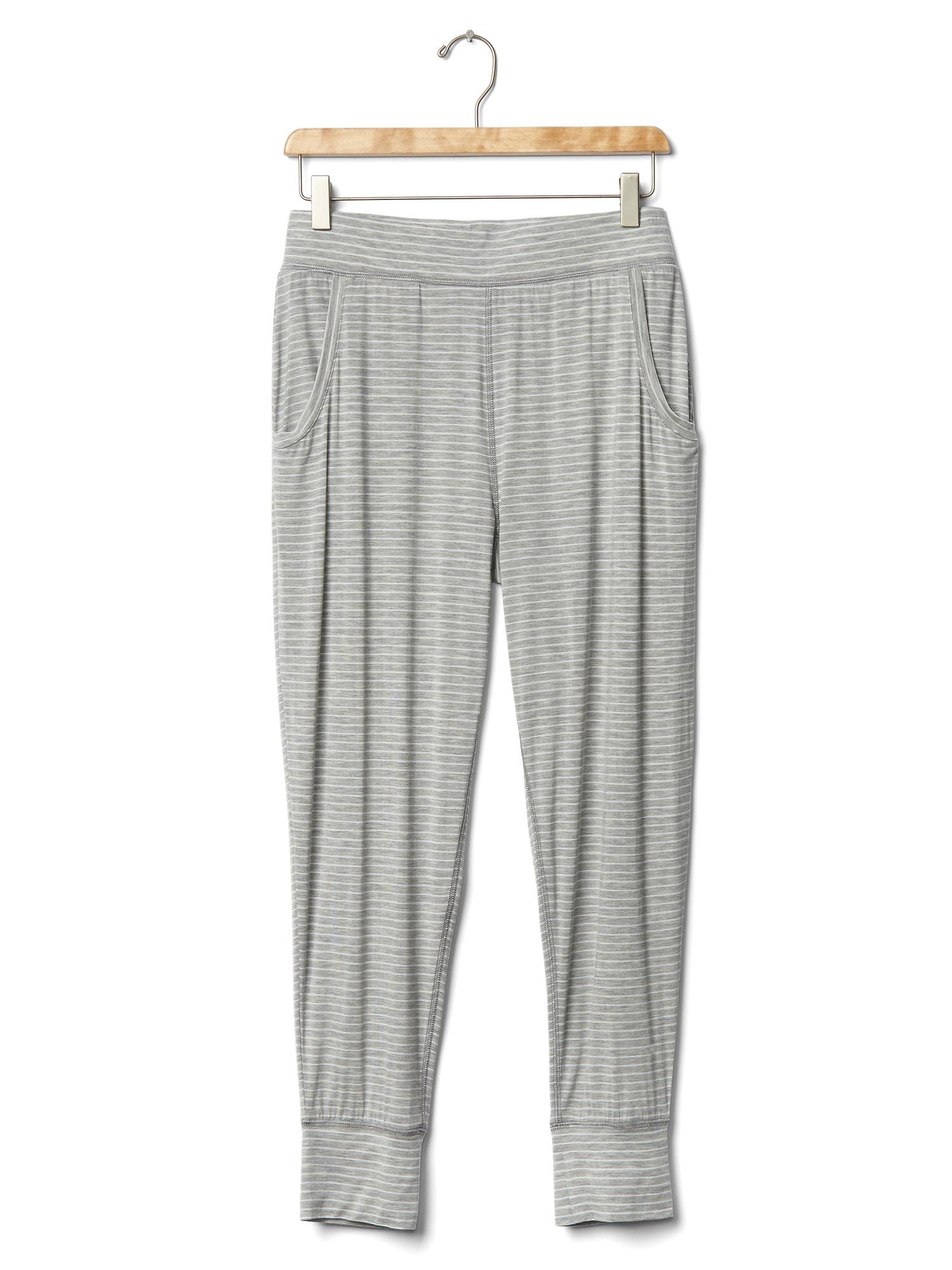 gap print joggers in modal