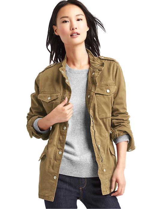 1 of 8 showing, with the color cream caramel of product Classic utility jacket