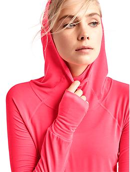Gapfit breathe deals pullover hoodie