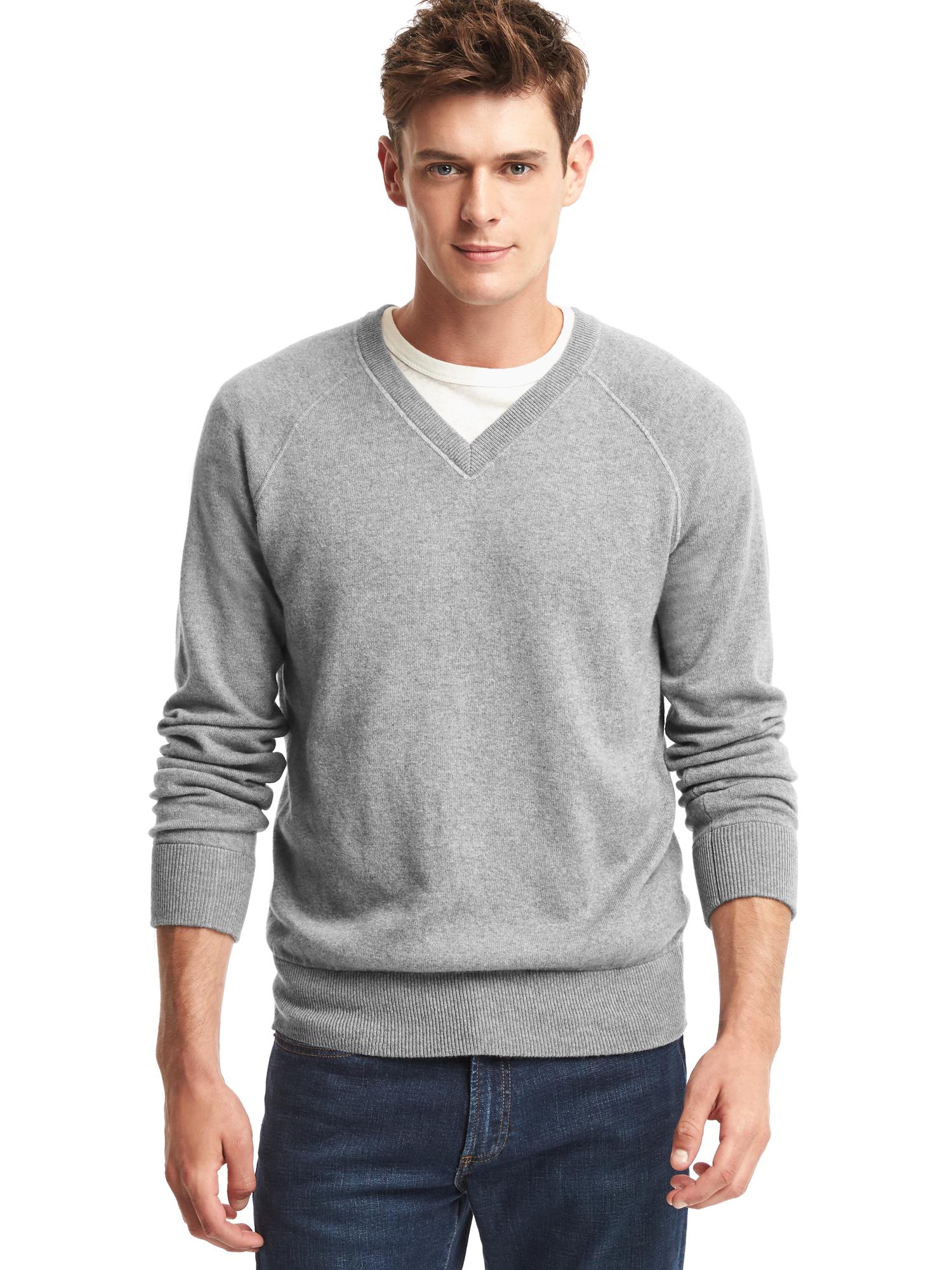 Wool V-neck sweater | Gap