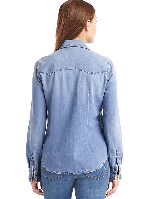 2 of 8 showing, with the color light indigo of product 1969 denim jewel western shirt