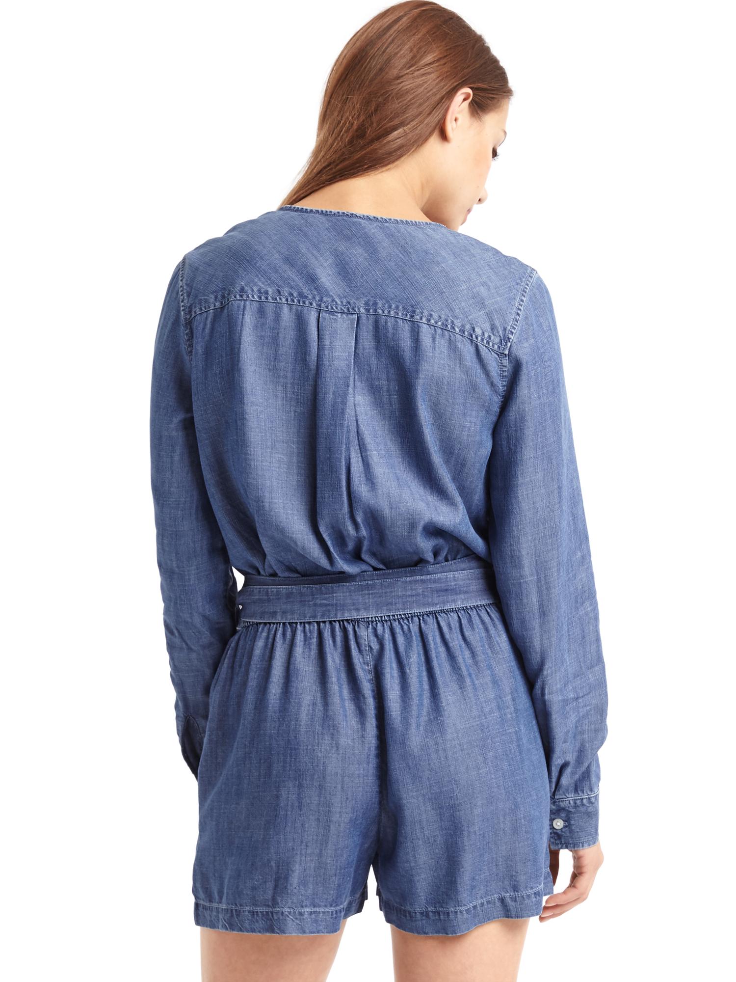 Женские комбинезоны Gap TENCEL™ wrap romper — фото 2