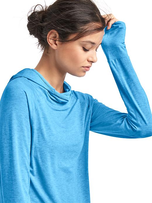 Image number 3 showing, GapFit Breathe Hoodie