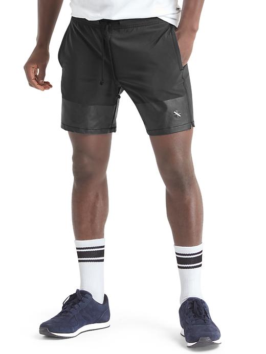 2 of 8 showing, with the color true black of product Gap x GQ Saturdays New York City shorts