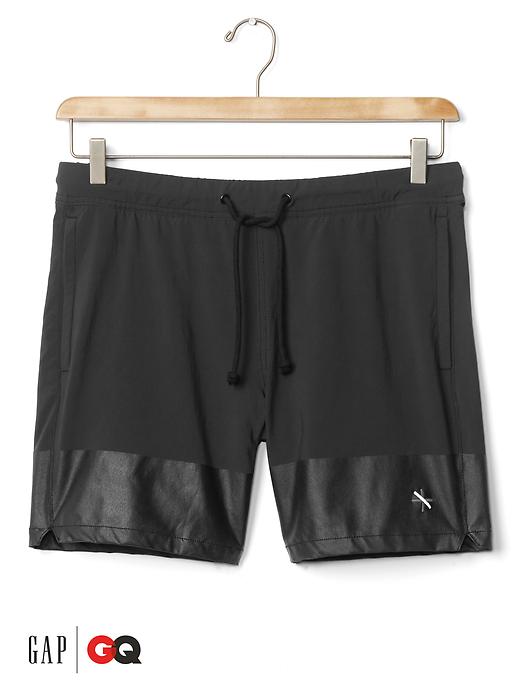 1 of 8 showing, with the color true black of product Gap x GQ Saturdays New York City shorts