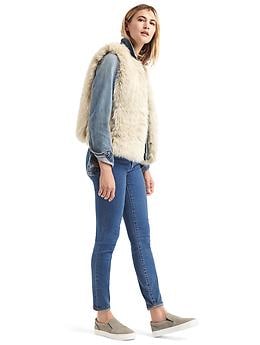 Gap on sale fur vest
