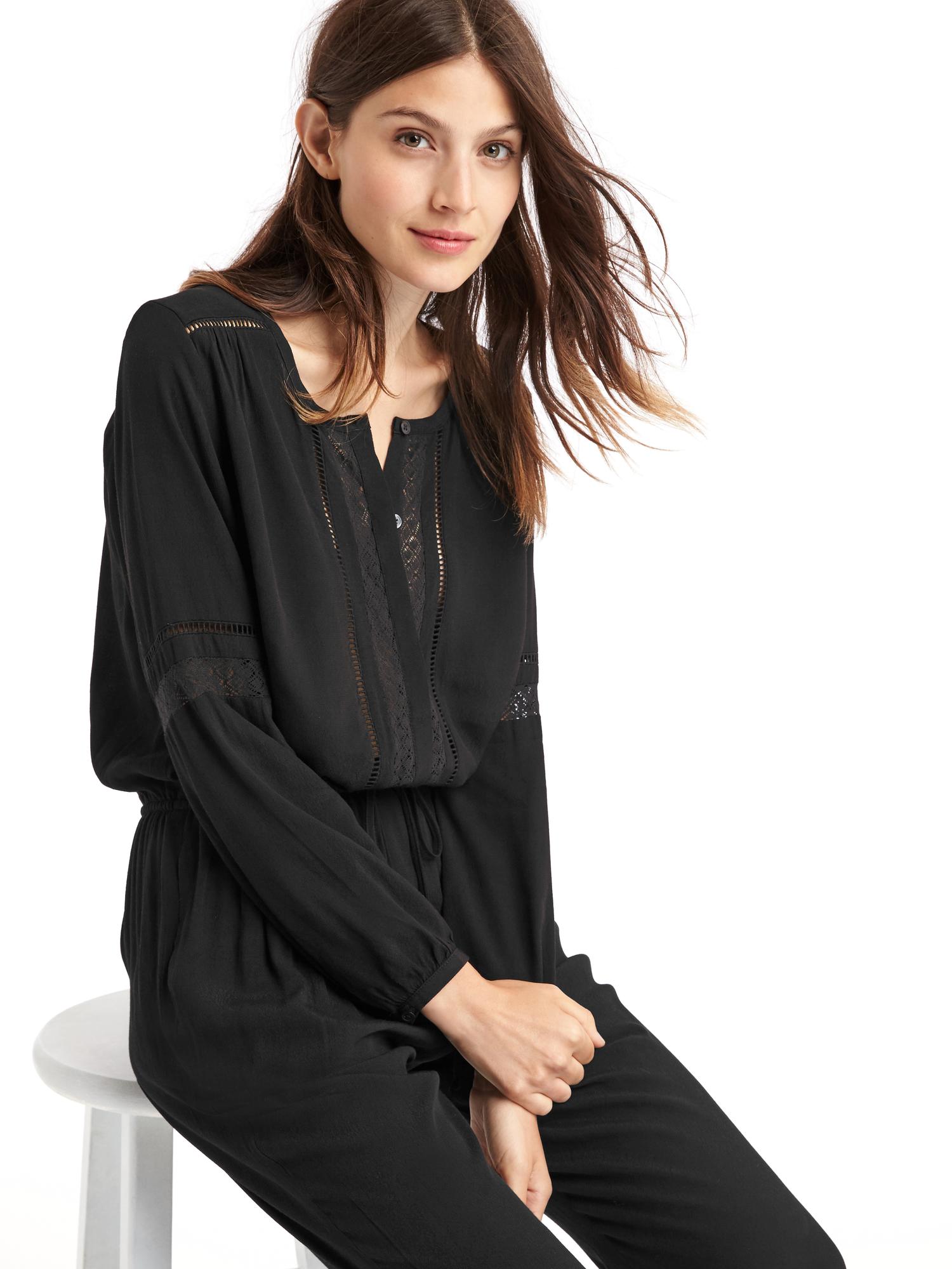 Женские комбинезоны Gap Embroidered-trim drawstring jumpsuit — фото 3