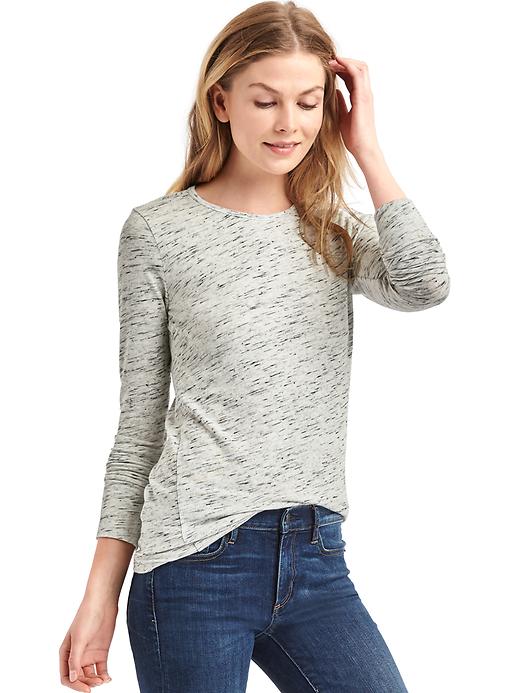 1 of 8 showing, with the color light heather grey of product Featherweight crewneck tee