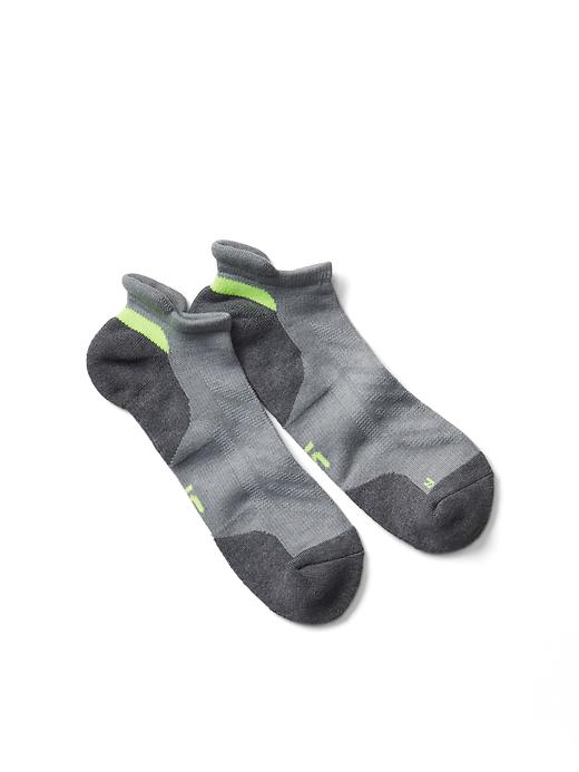 View large product image 1 of 1. GapFit Coolmax&#174 Performance ankle socks