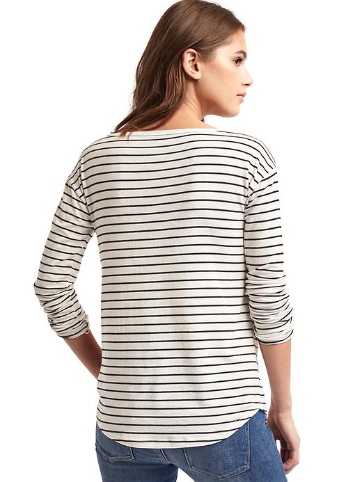 2 of 8 showing, with the color black stripe of product Long sleeve stripe tee