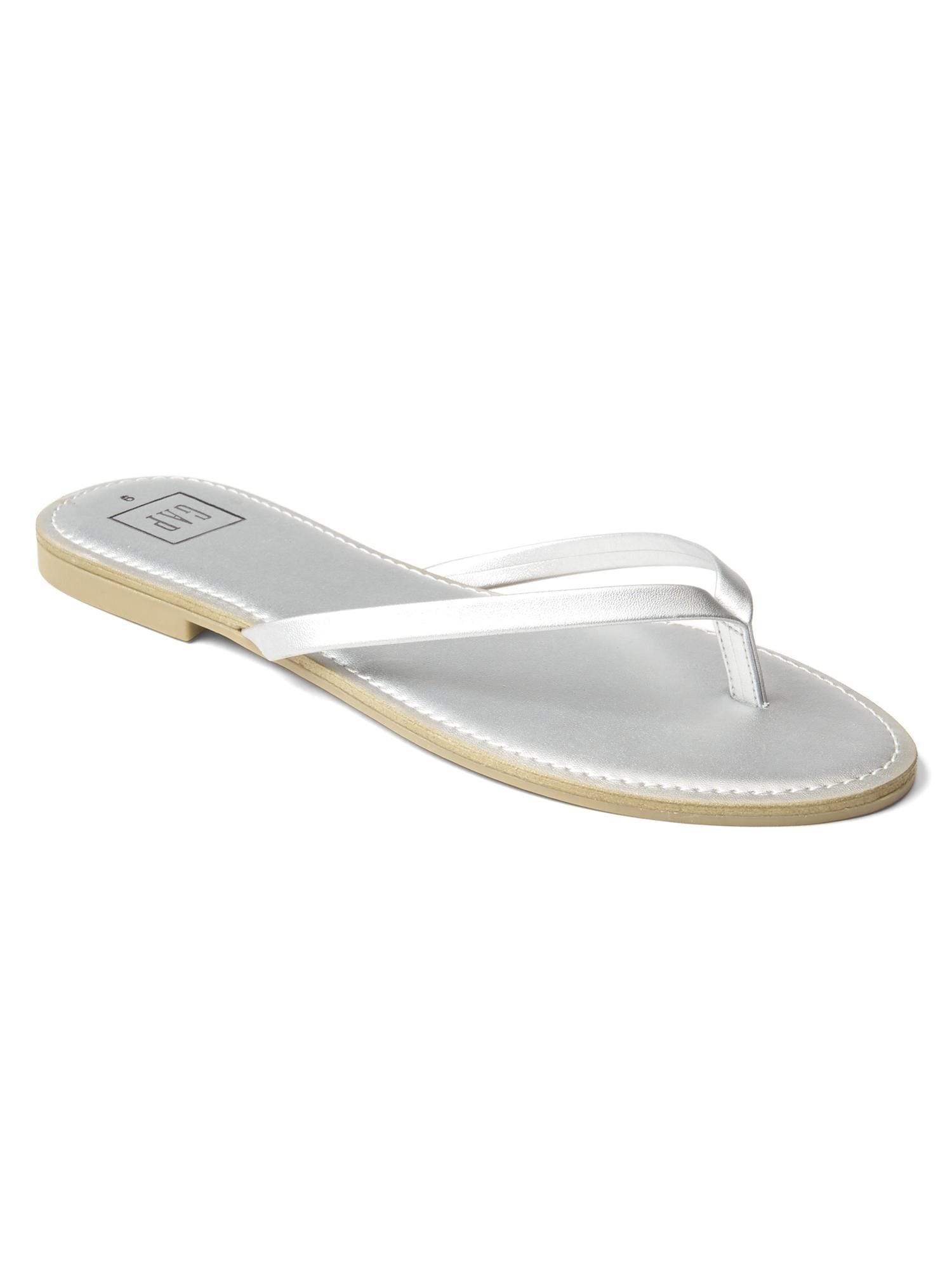 Leather flip flops | Gap