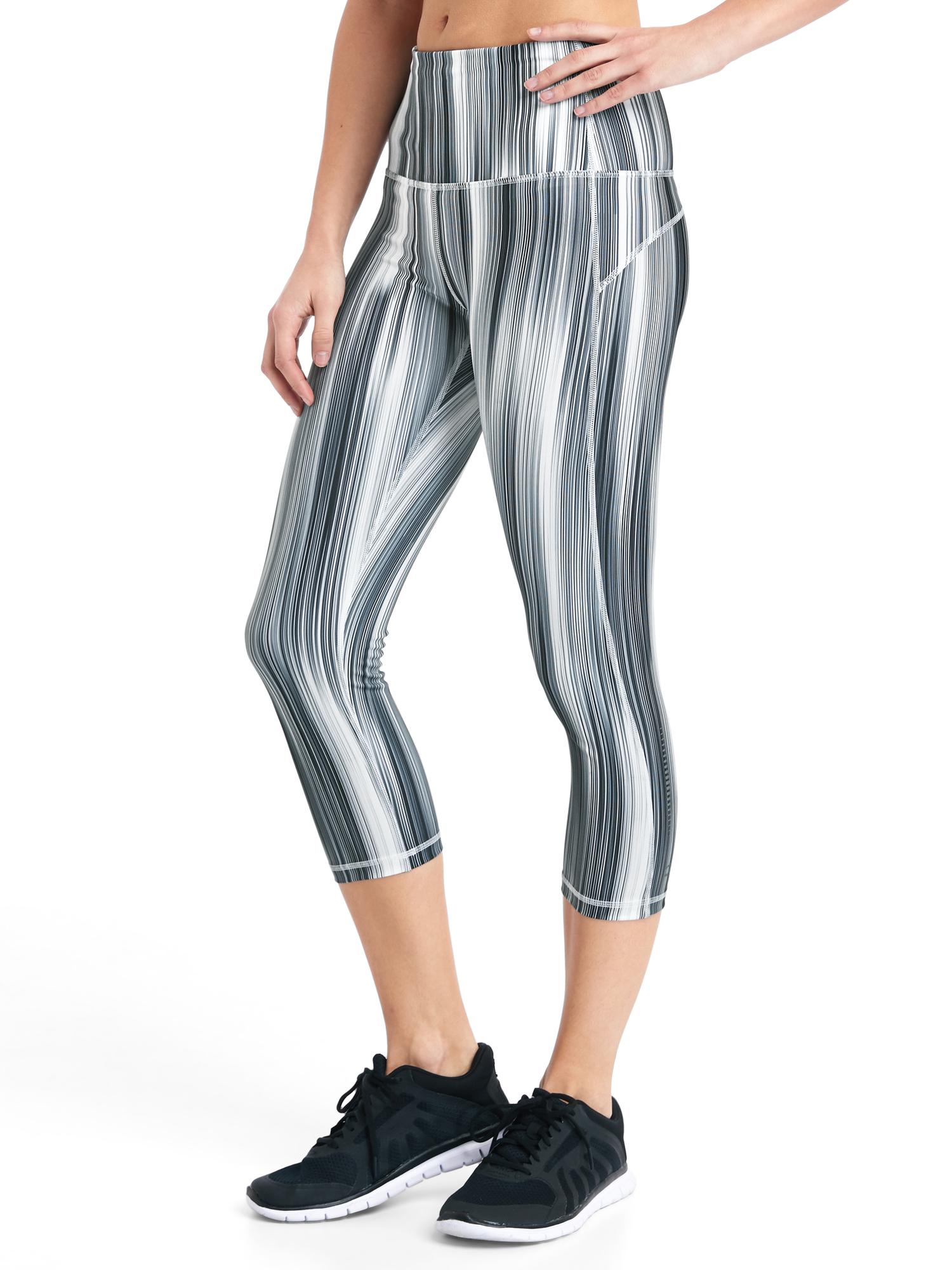 GFast High Rise Blackout Print Capris Gap