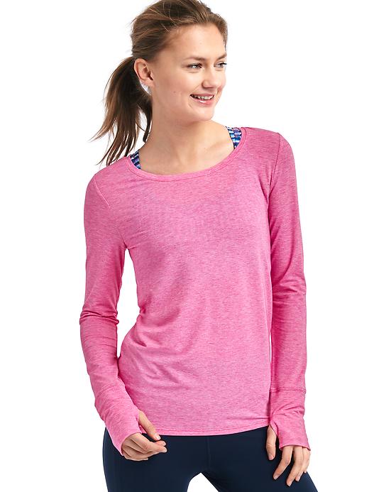 2 of 8 showing, with the color happy pink of product GapFit Breathe tie-back tee