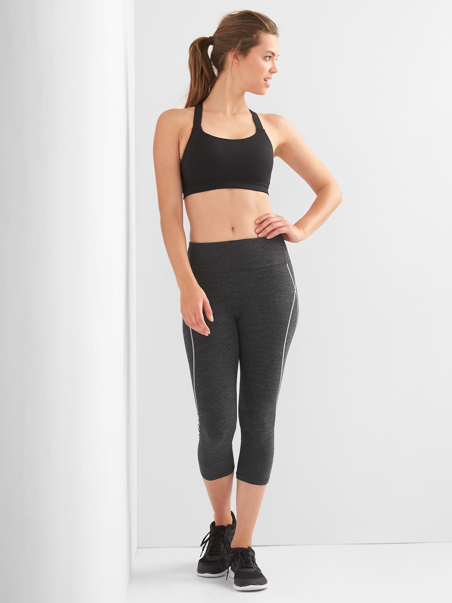 gFast cotton performance capris Gap