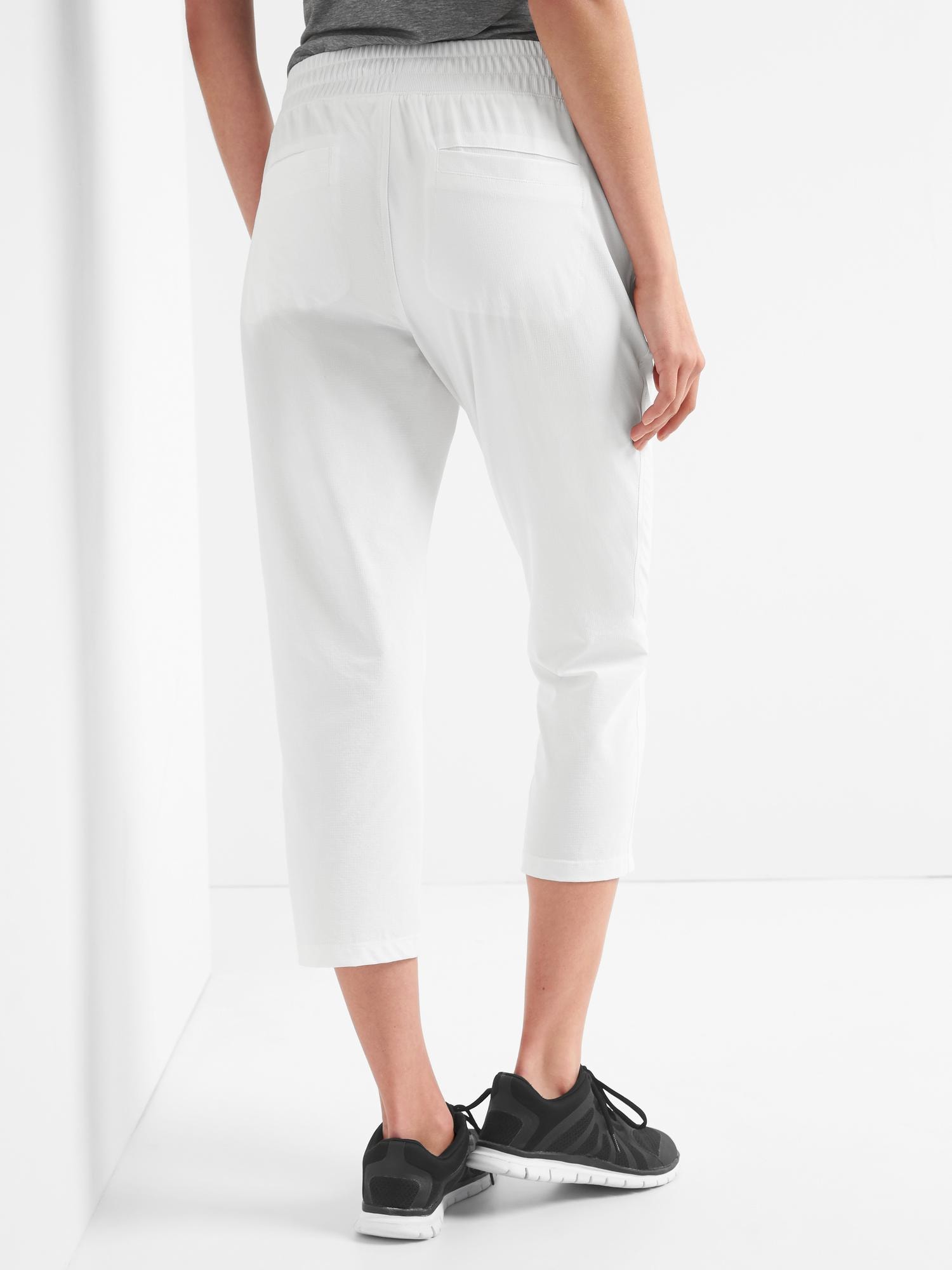 GapFit Hiking Capris Gap