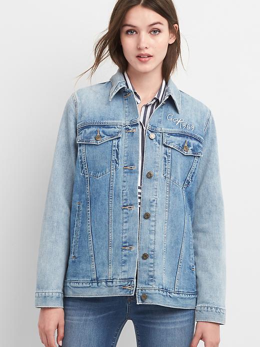 1 of 8 showing, with the color light indigo of product Oversize Icon logo denim jacket