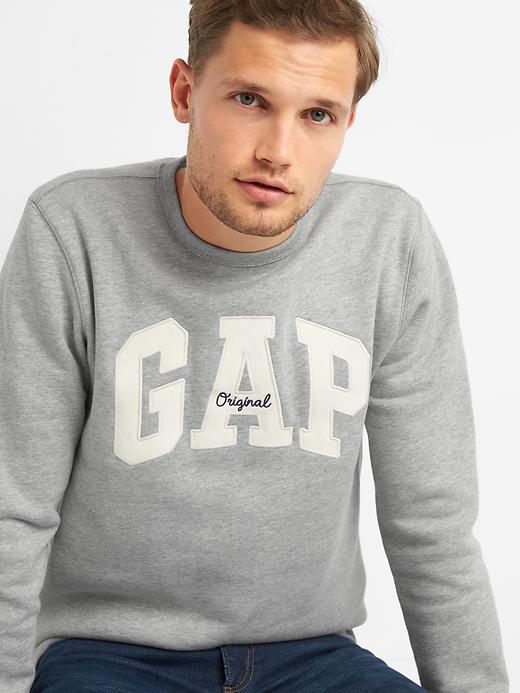 Image number 5 showing, Gap Logo Fleece Crewneck Sweatshirt