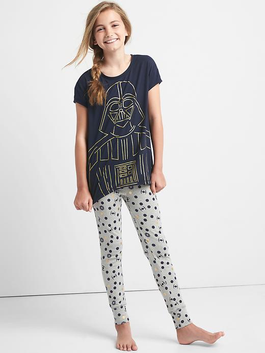 1 of 8 showing, with the color dark night of product Gap &#124 Star Wars™ short sleeve PJ set