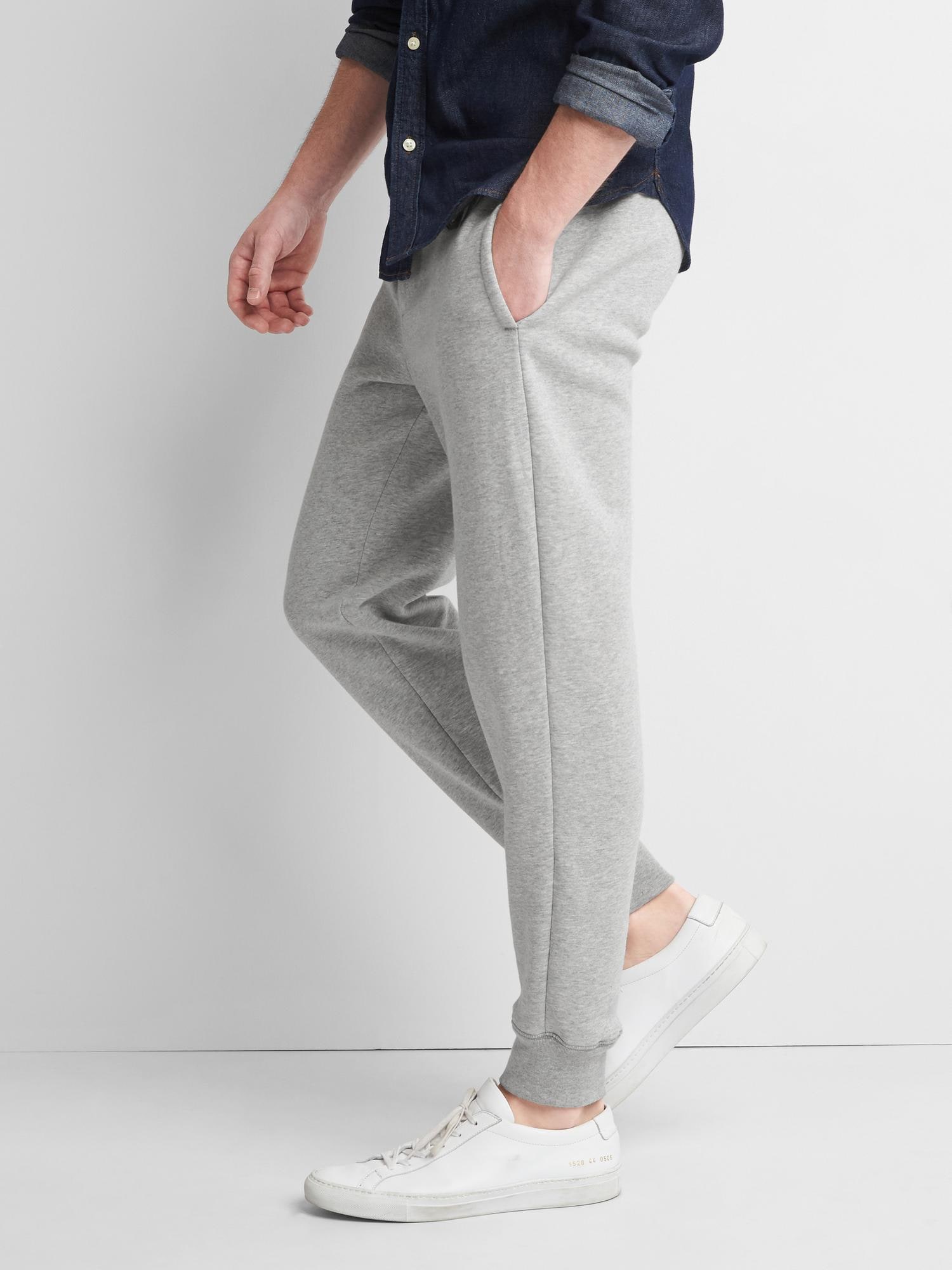 Gap on sale sweatpants mens