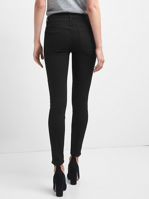 Image number 2 showing, Mid rise true skinny jeans