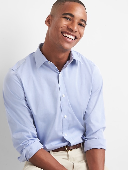 Zero-wrinkle standard fit shirt | Gap