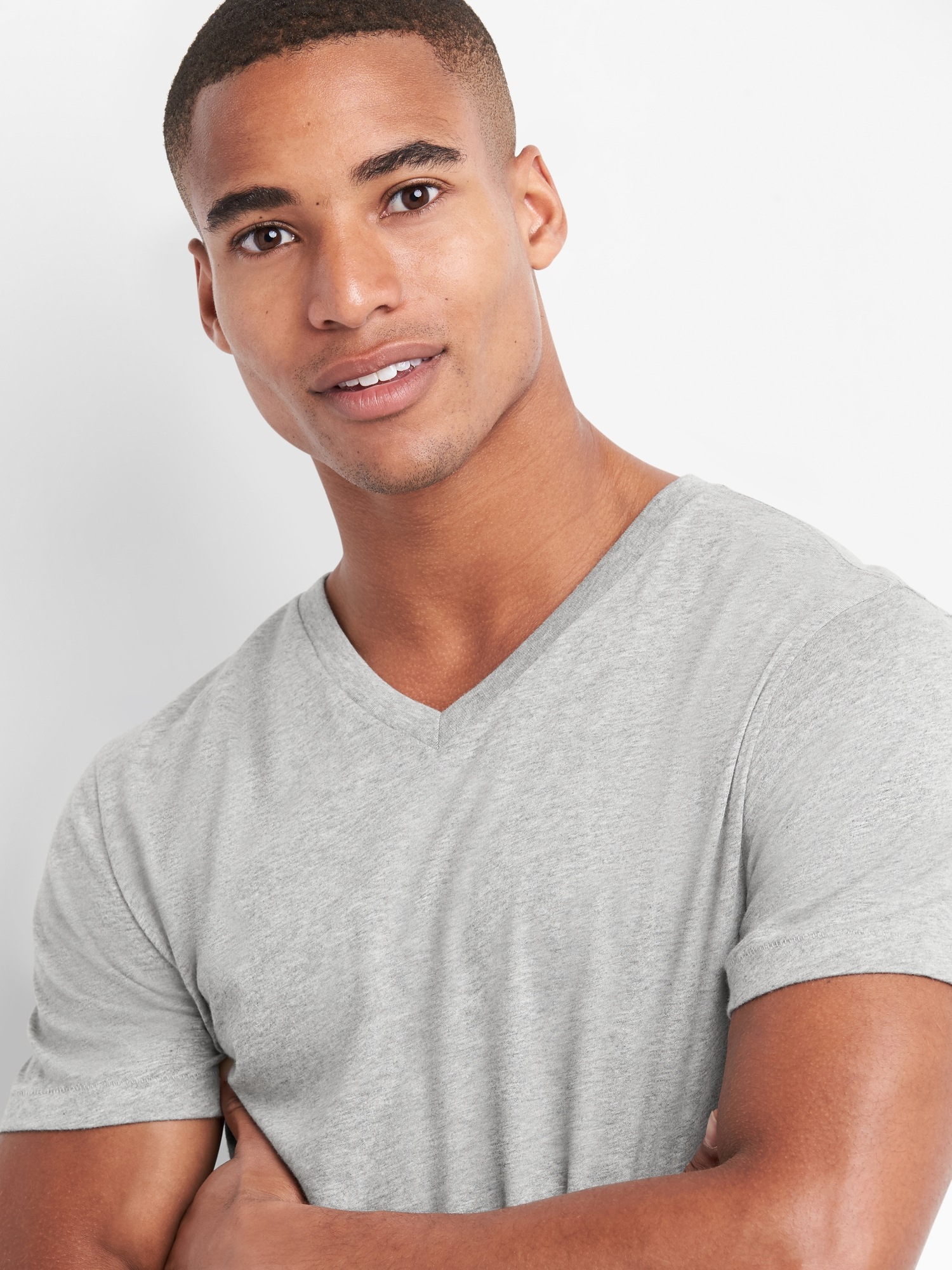 Classic V T-Shirt | Gap