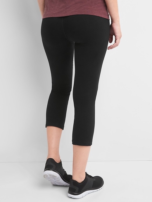 2 of 8 showing, with the color true black of product Maternity GapFit Full Panel Capris