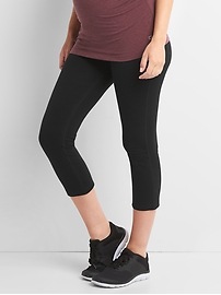 Maternity GapFit Full Panel Capris in 