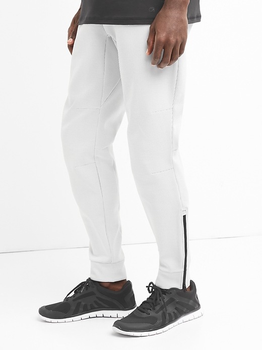 Image number 5 showing, GapFit Ultimate Joggers