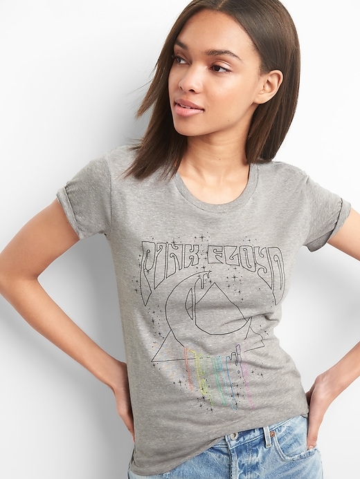 1 of 8 showing, with the color heather grey of product Short sleeve graphic tee