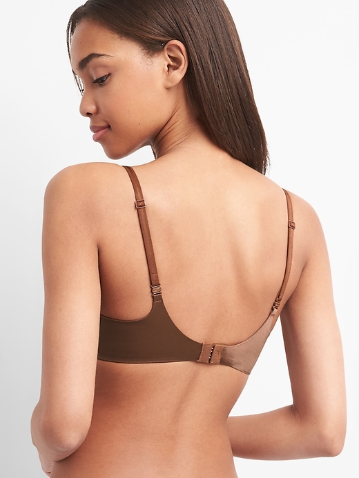 2 of 8 showing, with the color mocha of product Everyday Smooth Wireless Bra