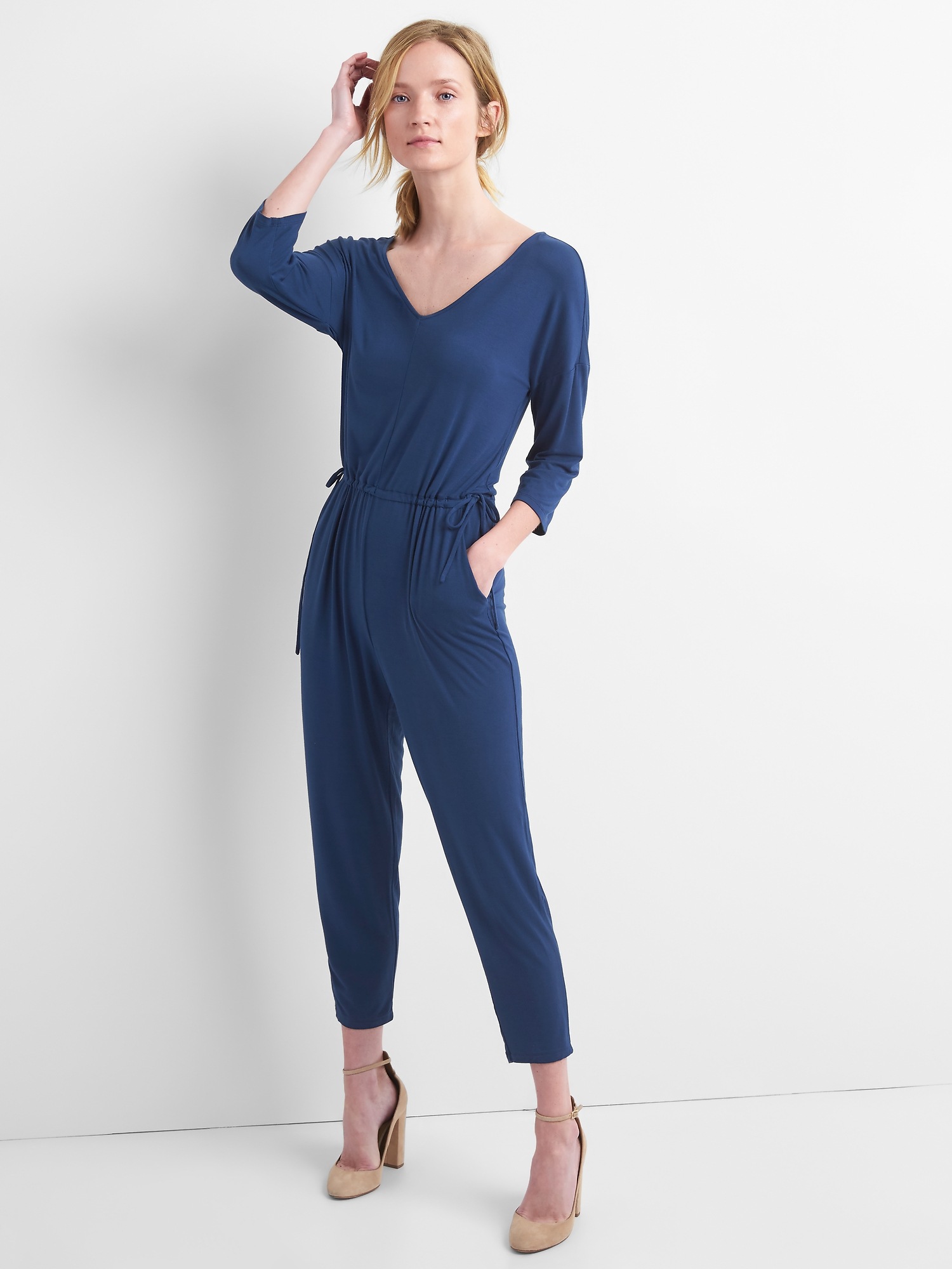 Женские комбинезоны Gap Three-Quarter Length Sleeve Tie-Waist Jumpsuit