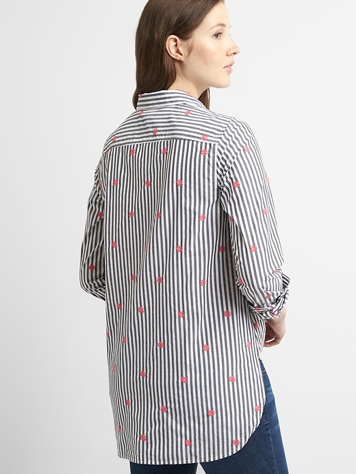 Image number 2 showing, Maternity Long Sleeve Tie-Front Shirt in Poplin