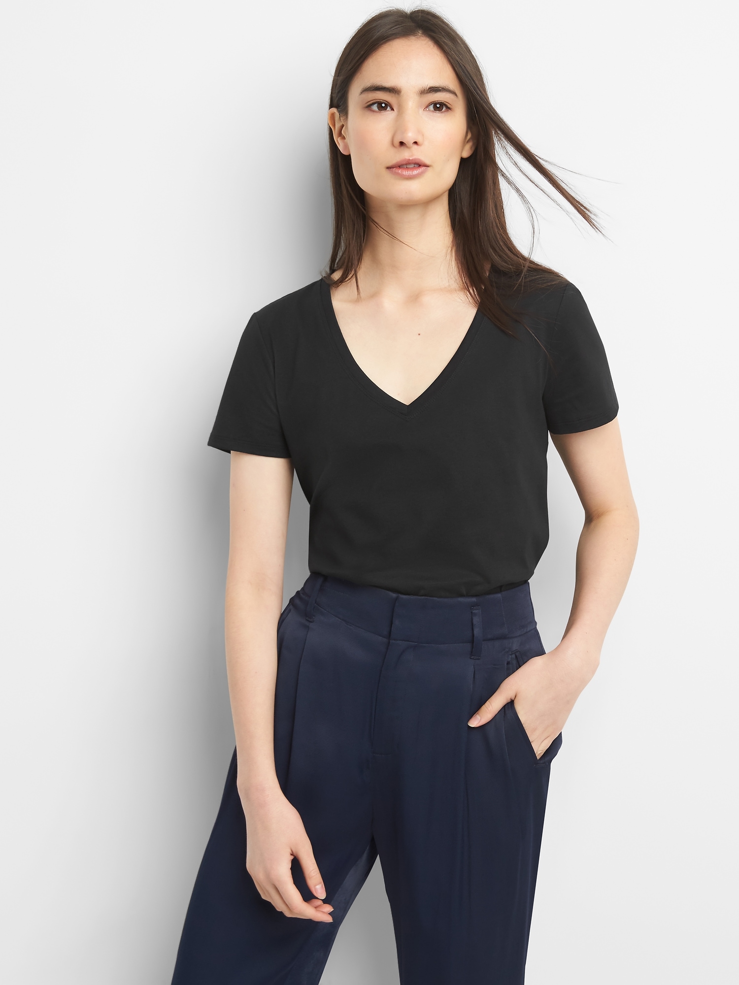 Short Sleeve V-Neck T-Shirt | Gap