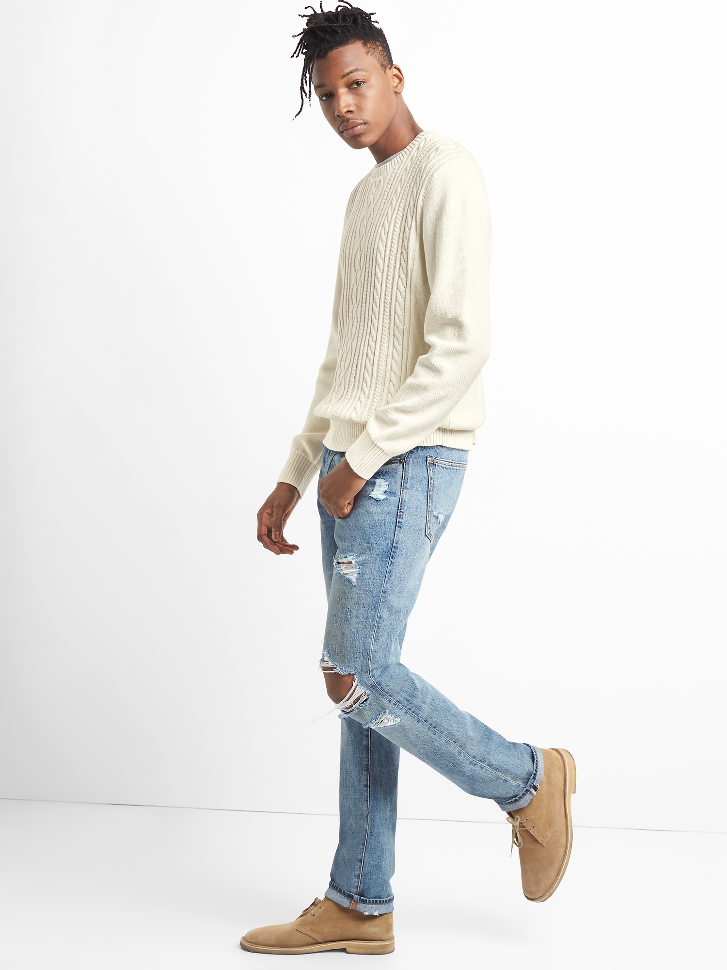 Cable knit sales crewneck sweater gap