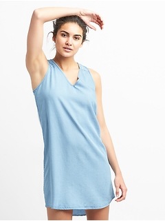 Women S Denim Clothing Gap Tencel Sleeveless V Neck Shift Dress