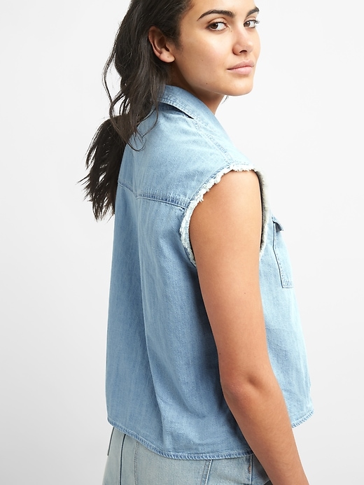 Image number 2 showing, Cropped Sleeveless Western Shirt in Denim