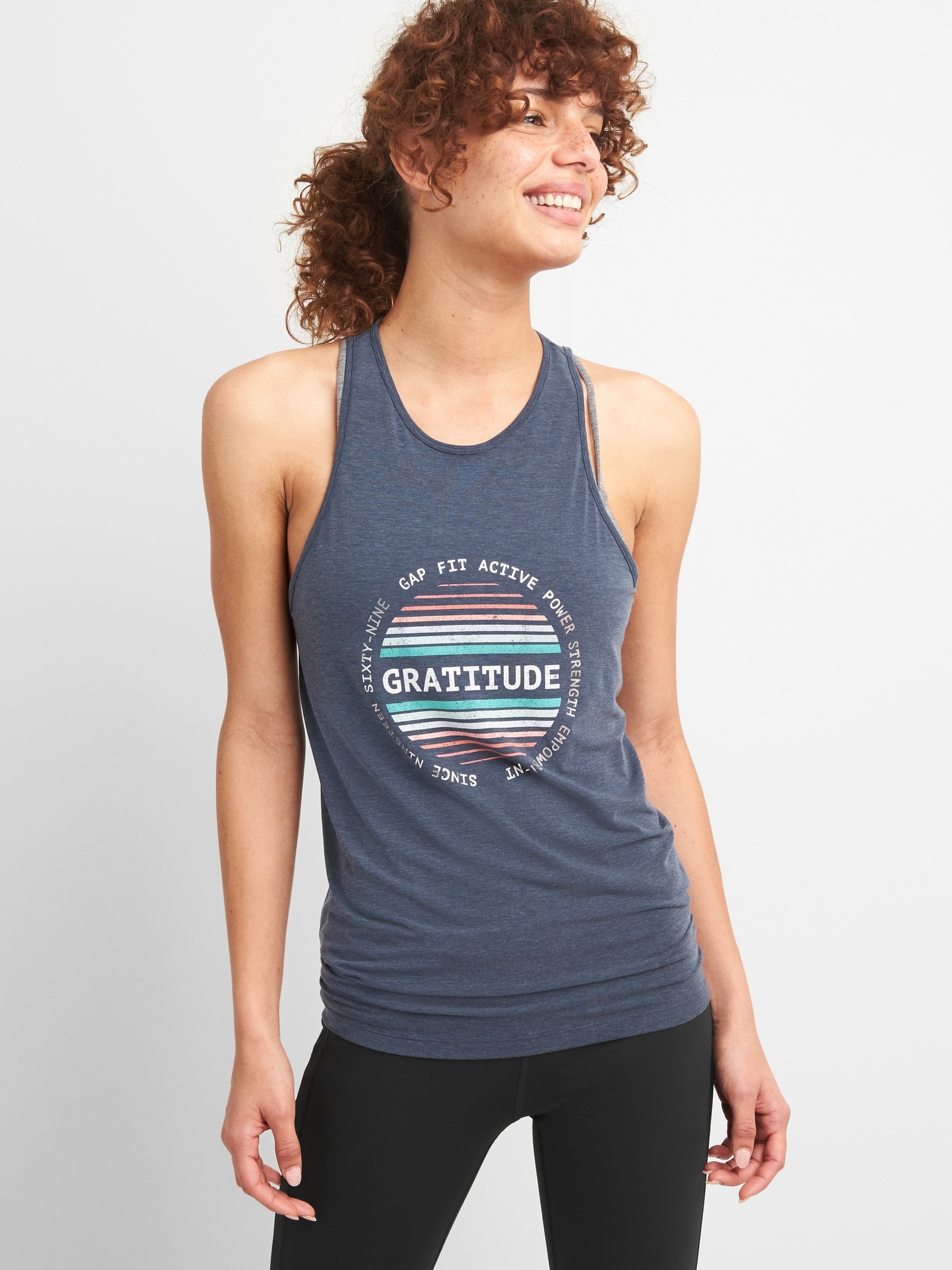Gap twist back shop tank