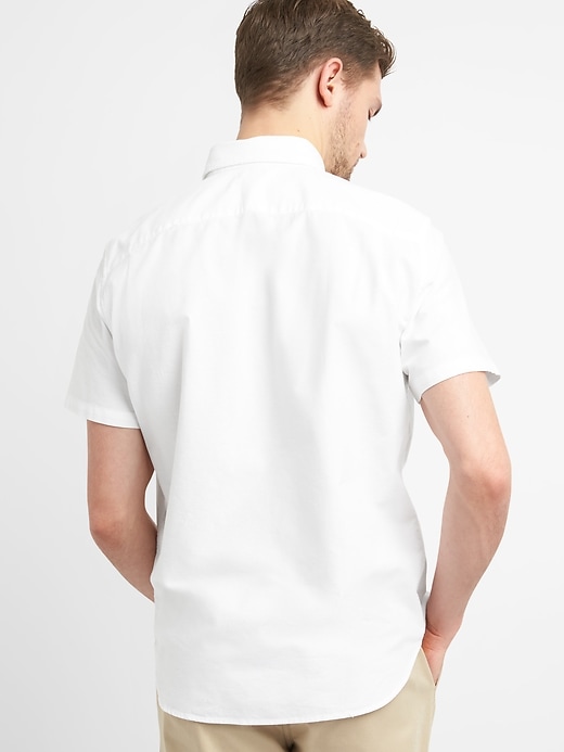 2 of 8 showing, with the color white of product Lived-In Stretch Oxford Short Sleeve Shirt