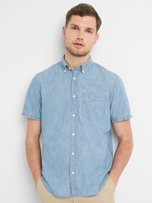 Image number 5 showing, Standard Fit Short Sleeve Shirt in Chambray