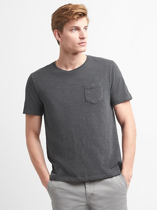 1 of 8 showing, with the color black of product Pocket T-Shirt in Slub Cotton