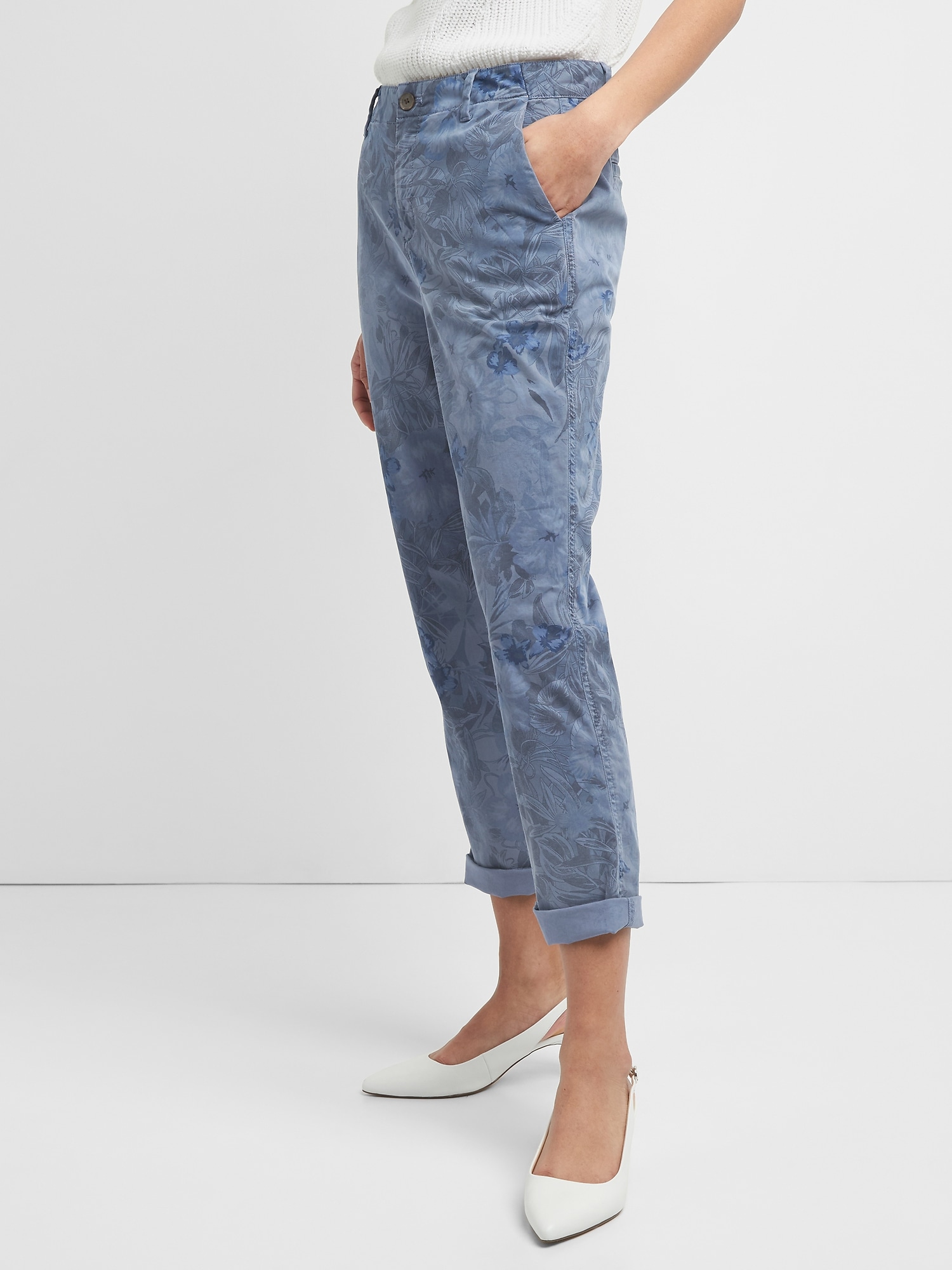 Gap boyfriend chinos deals