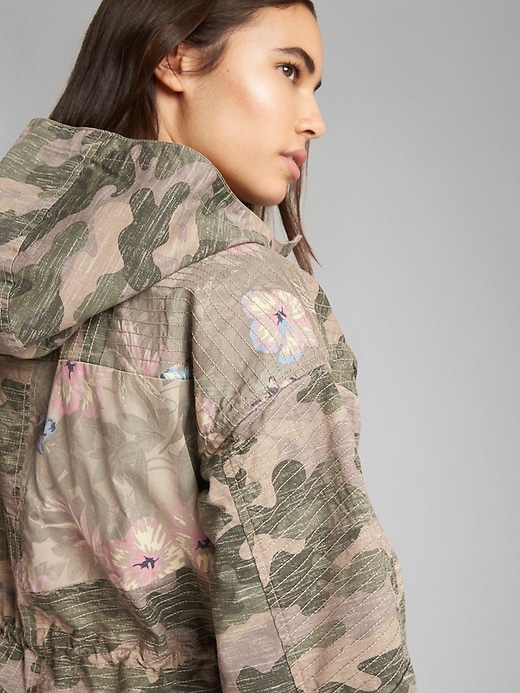 Image number 2 showing, Limited Edition Camo and Floral Print Hooded Utility Jacket
