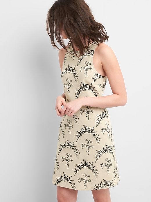 Image number 7 showing, Sleeveless Fit and Flare Dress in Linen